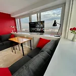 Apartment Sawa 3 Metro X2 Fast Wifi 50'tv Netflx Hbo Appletv+ Amazontv Warschau