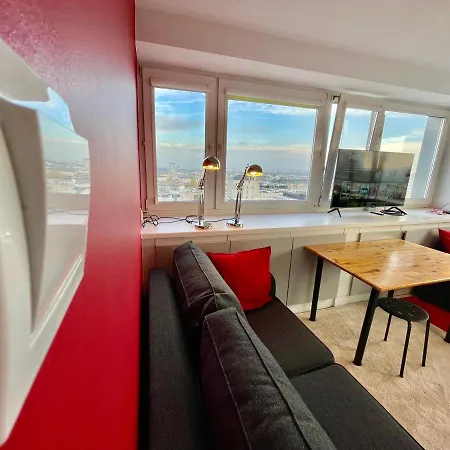 Sawa 3 Metro X2 Fast Wifi 50'tv Netflx Hbo Appletv+ Amazontv * Varšava